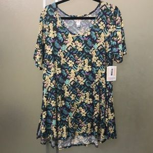 Lularoe Perfect T